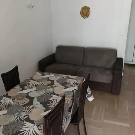 Une Vie Ensoleillee Apartman